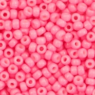 Rocailles Miyuki 8/0 Duracoat opaque carnation pink 8-4467