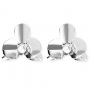 Orecchini accattivanti fiore con imitazione di perla con perno in acciaio inossidabile argento-bianco