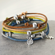 Set di ispirazione Fai da te: crea bracciali con cordino intessuto alla moda DQ 