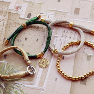 Set di ispirazione Crea bracciali di tendenza con il nastro elastico Ibiza
