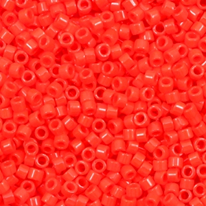 Perline Miyuki Delica 11/0 Opaque vermillion red DB-727