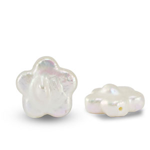 Perle di acqua dolce a forma di fiore bianco naturale