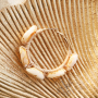 Puoi creare bigiotteria estiva alla moda con le conchiglie ciprea