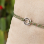 Ecco come creare bracciali alla moda con il cordoncino tubolare intrecciato: