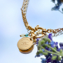 Libera la tua creativit&agrave; con perline, ciondoli e cabochon della collezione Fiore di nascita
