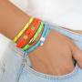 Lasciati ispirare e crea bellissimi bracciali e cordini per telefono di tendenza