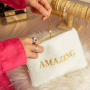 Pochette teddy compatte ed essenziali