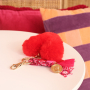 Consigli per progettare pendenti colorati con ciondoli pompom