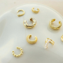 Ispirazione con orecchini ear cuff in acciaio inox