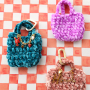 Momento di ispirazione con ciondoli alla moda
